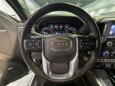 Used 2019 GMC Sierra 1500 SLT w/ SLT Premium Plus Package AWD/4WD image 17