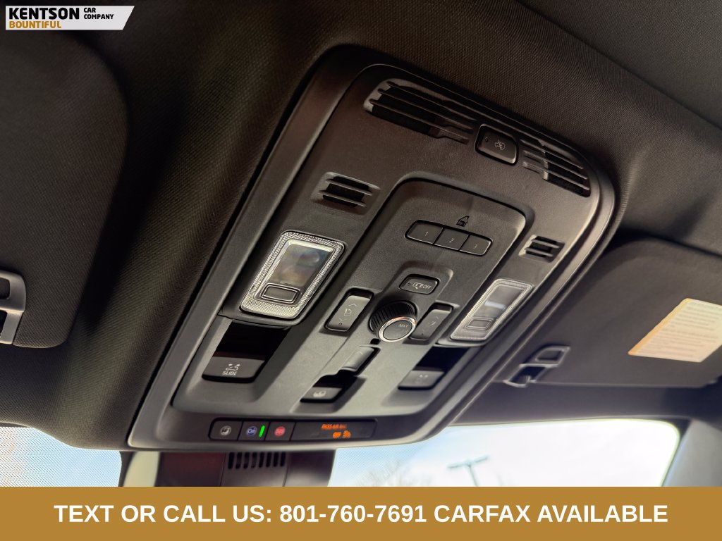 Used 2024 GMC Yukon Denali Ultimate AWD/4WD image 30