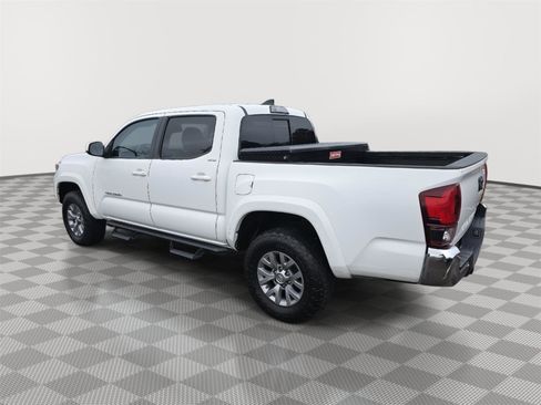 Used 2019 Toyota Tacoma SR5 image 7