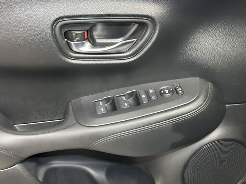 Used 2024 Honda HR-V LX image 21