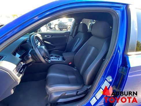 Used 2023 Honda Civic Sport image 28