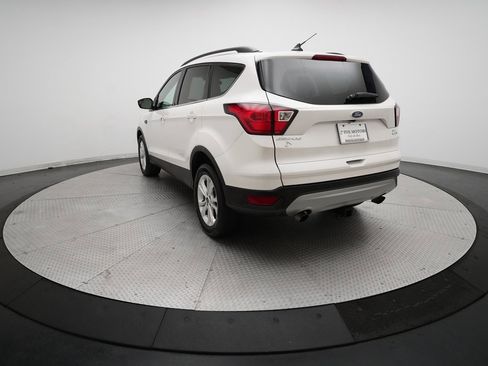 Used 2019 Ford Escape SEL image 35
