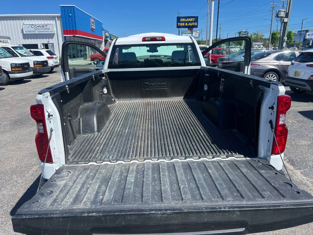 Used 2025 Chevrolet Silverado 1500 W/T RWD image 10