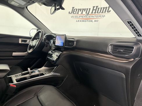 Used 2023 Ford Explorer Limited RWD image 30