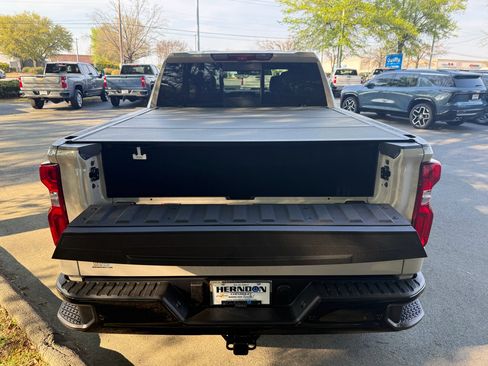 New 2026 Chevrolet Silverado 1500 ZR2 w/ Dark Appearance Package image 9