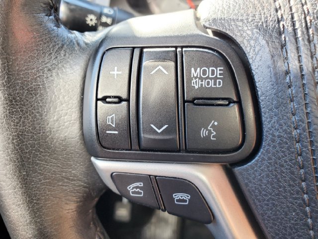 Used 2015 Toyota Sienna SE FWD image 20