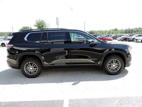 Used 2025 GMC Acadia Elevation FWD image 4