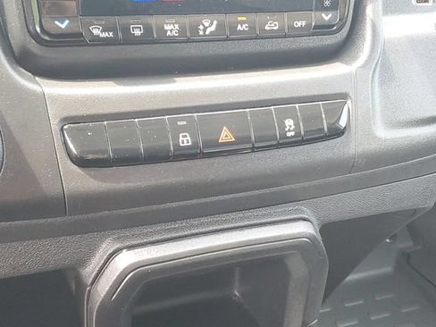 Used 2025 RAM ProMaster 2500 w/ Convenience Group FWD image 29