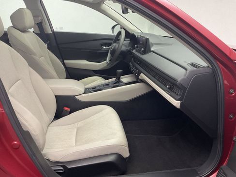 Certified 2024 Honda Accord EX image 25