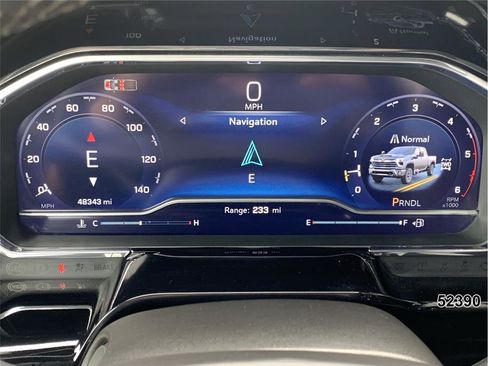 Used 2024 Chevrolet Silverado 2500 LT w/ Convenience Package image 29