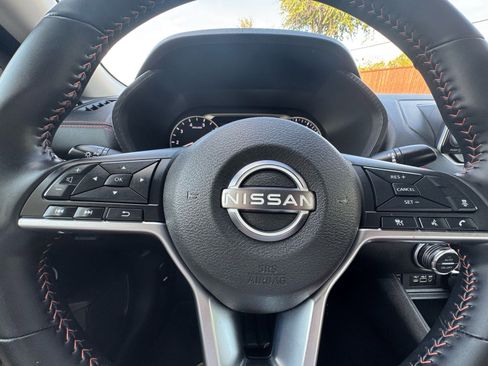 Used 2025 Nissan Sentra SR image 15