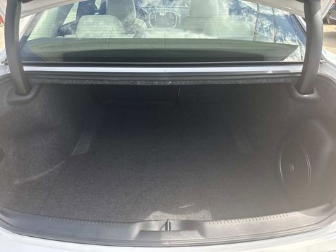 Certified 2023 Chrysler 300 Touring L w/ Popular Equipment Group image 8