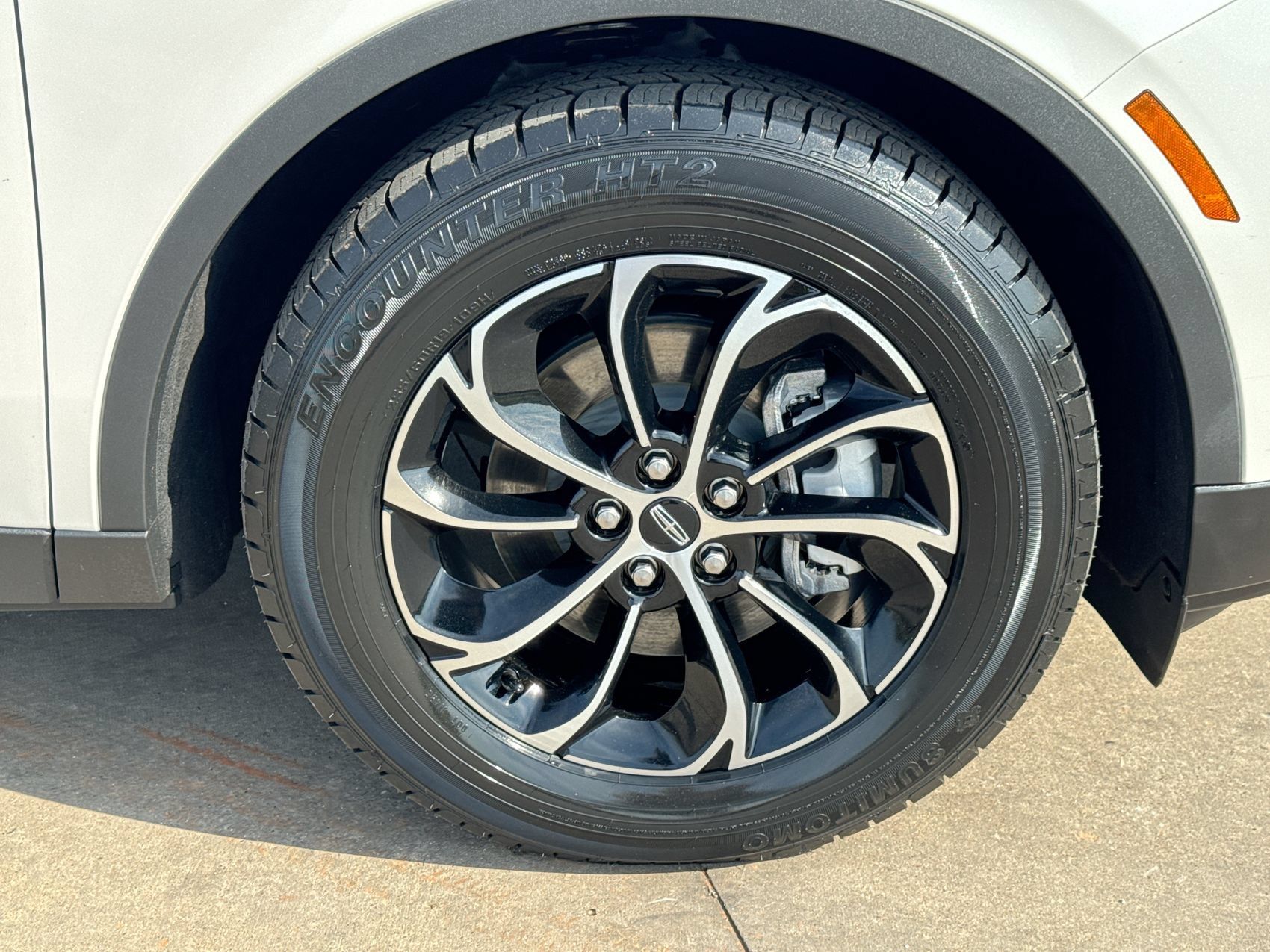 Used 2025 Lincoln Nautilus Premier w/ Equipment Group 102A AWD/4WD image 10