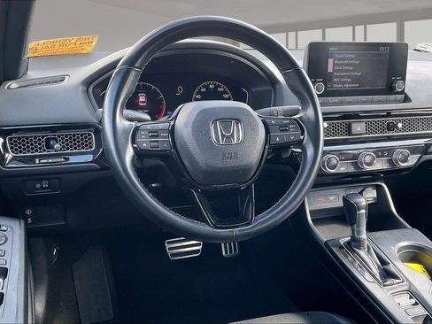 Used 2023 Honda Civic Sport image 8