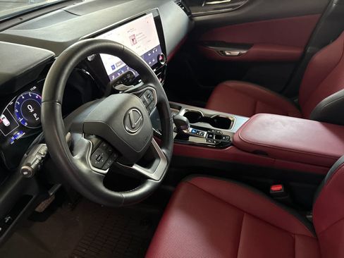 Certified 2025 Lexus NX 350 AWD w/ Accessory Package (2T) image 11