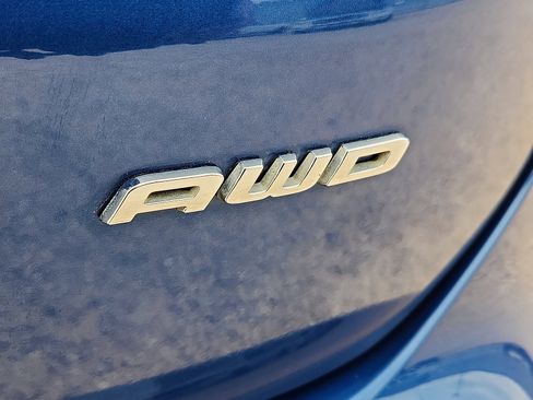 Used 2022 Ford Edge SEL image 9