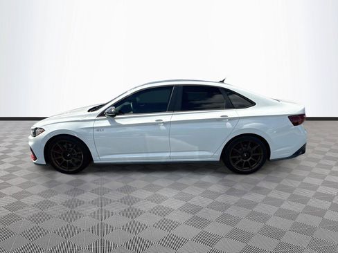 Used 2025 Volkswagen Jetta GLI Autobahn FWD image 4