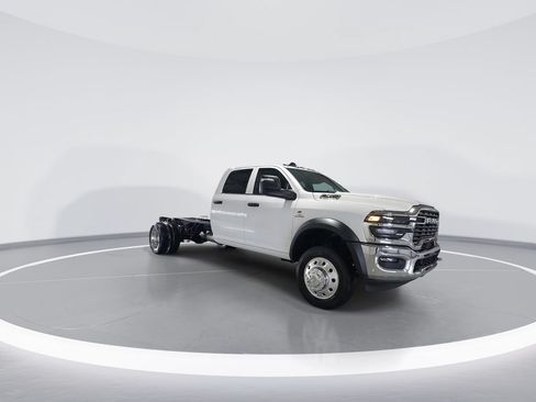 New 2026 RAM 4500 Tradesman AWD/4WD image 2