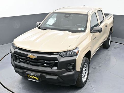 Used 2023 Chevrolet Colorado W/T image 39