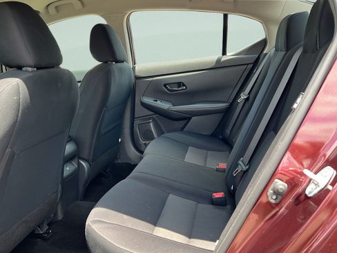 Used 2024 Nissan Sentra SV FWD image 10