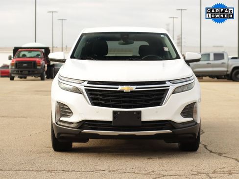 Used 2024 Chevrolet Equinox LT image 2