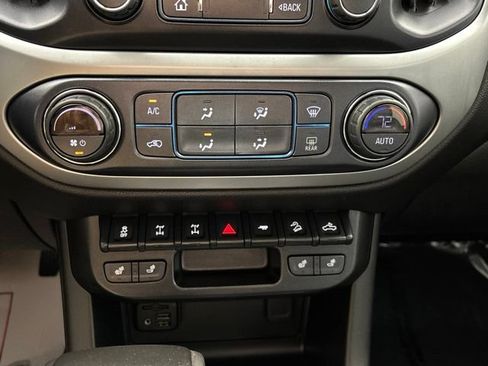 Used 2019 Chevrolet Colorado ZR2 AWD/4WD image 37