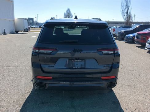 Used 2023 Jeep Grand Cherokee L Summit image 13