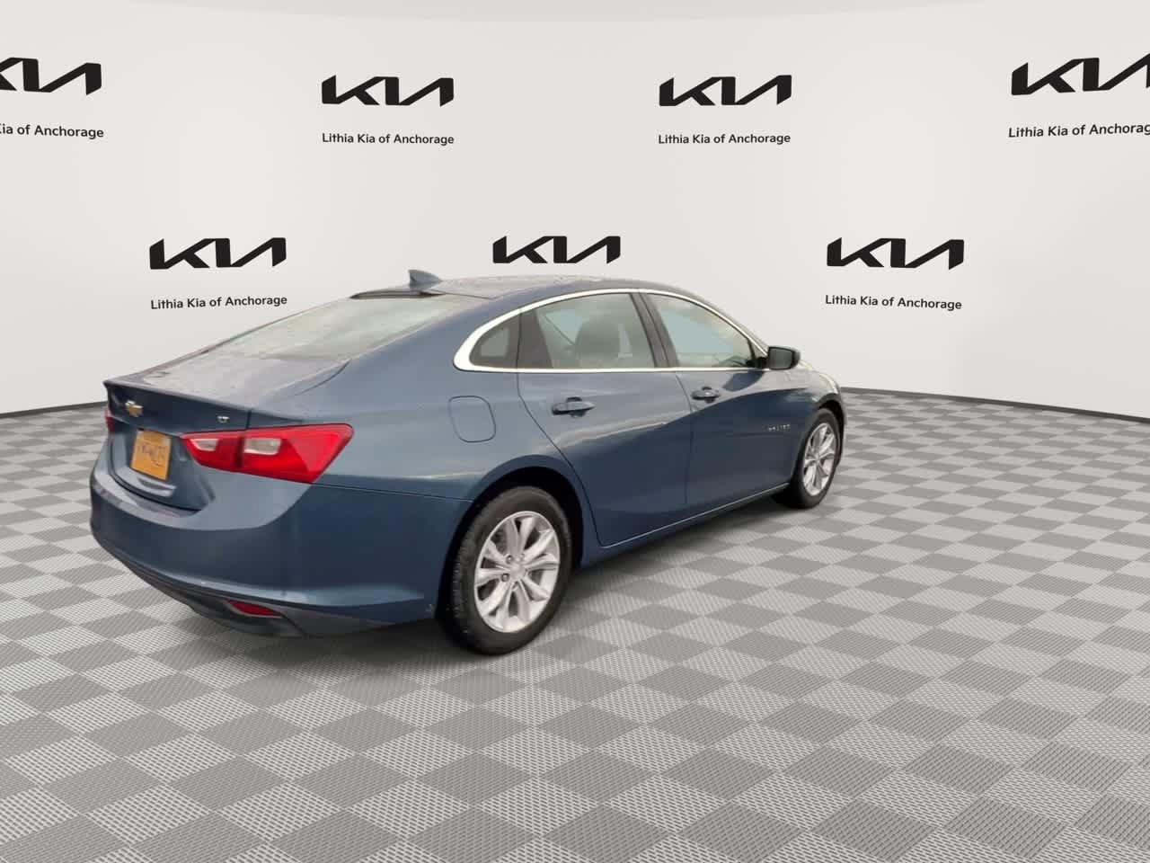 Used 2024 Chevrolet Malibu LT FWD image 8