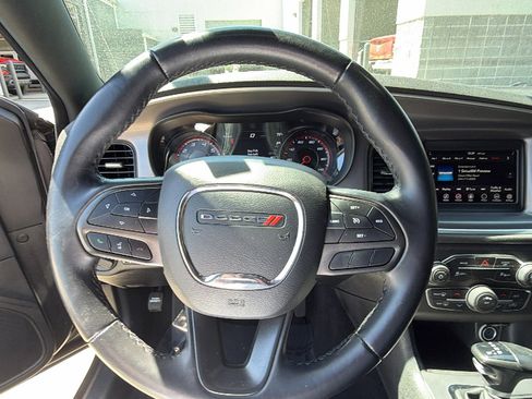 Used 2022 Dodge Charger SXT w/ Blacktop Package image 27