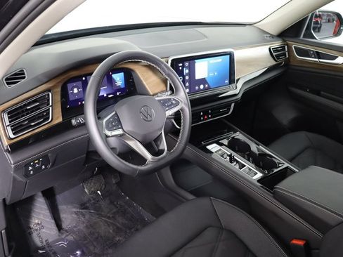 Used 2026 Volkswagen Atlas SE FWD image 27