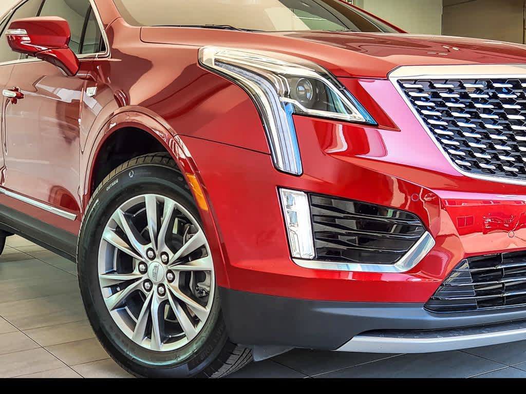 Certified 2023 Cadillac XT5 Premium Luxury AWD/4WD image 4