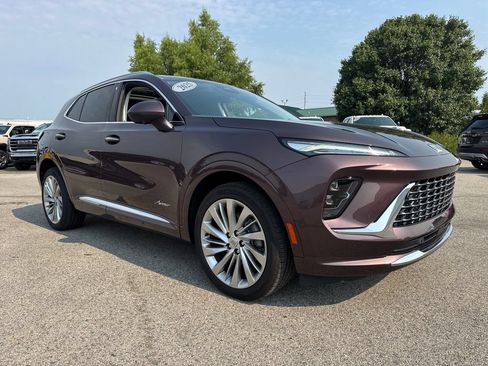 Used 2025 Buick Envision Avenir AWD/4WD image 9