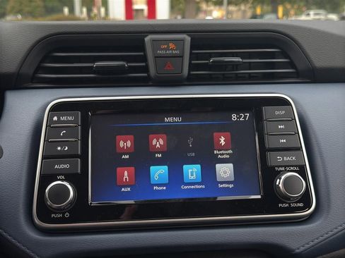 New 2025 Nissan Versa SV image 23