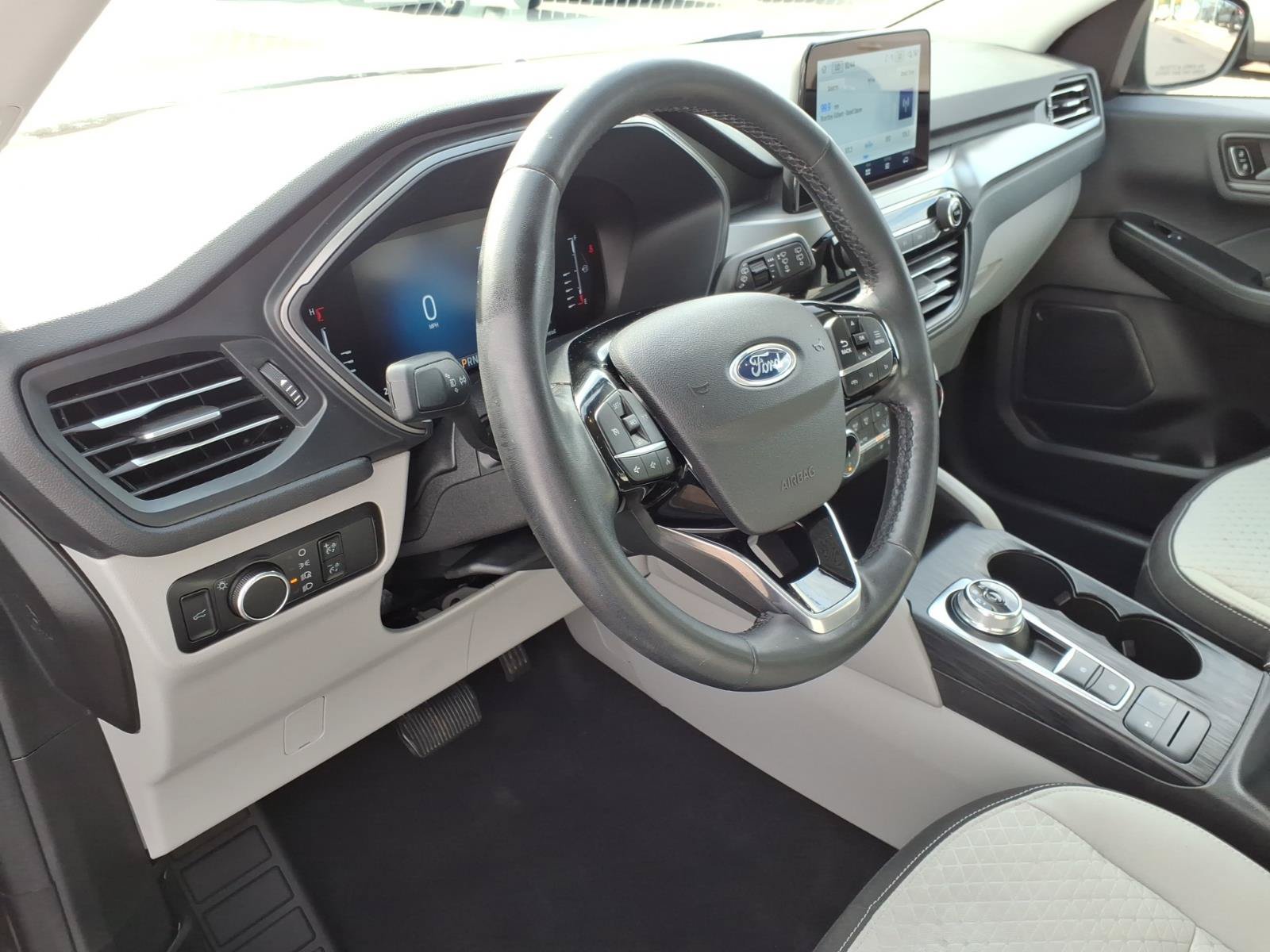 Certified 2023 Ford Escape Active AWD/4WD image 17