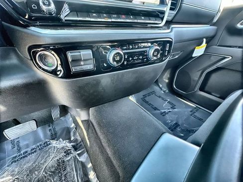 New 2026 GMC Sierra 1500 Elevation image 36