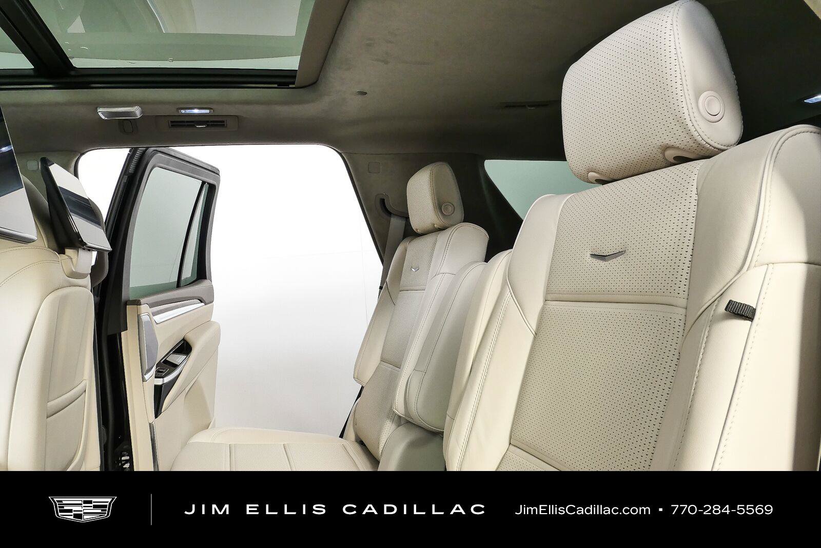 New 2026 Cadillac Escalade Platinum Sport w/ LPO, ONYX Package AWD/4WD image 19