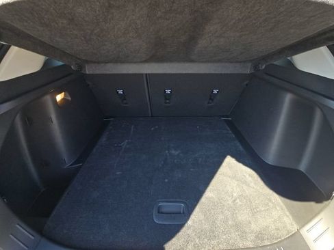 Used 2025 Chevrolet Trax LT FWD image 12