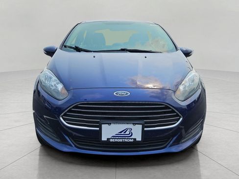 Used 2016 Ford Fiesta SE w/ Cold Weather Package FWD image 3
