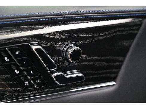 New 2026 Cadillac Escalade IQL Luxury image 25