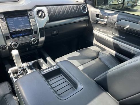 Used 2018 Toyota Tundra Platinum AWD/4WD image 27