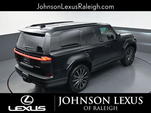 Certified 2025 Lexus GX 550 w/ Cold Area Package image 29