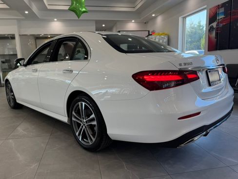 Used 2023 Mercedes-Benz E 350 4MATIC Sedan image 5