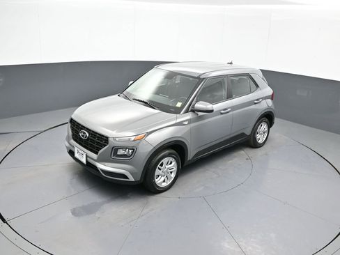 Used 2023 Hyundai Venue SE w/ Cargo Package image 33
