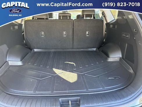 Used 2023 Hyundai Santa Fe Limited AWD/4WD image 16