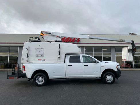 Used 2019 RAM 3500 Tradesman image 49