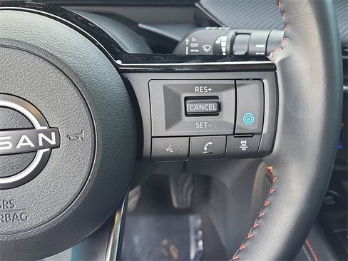 Certified 2025 Nissan Kicks SR image 14