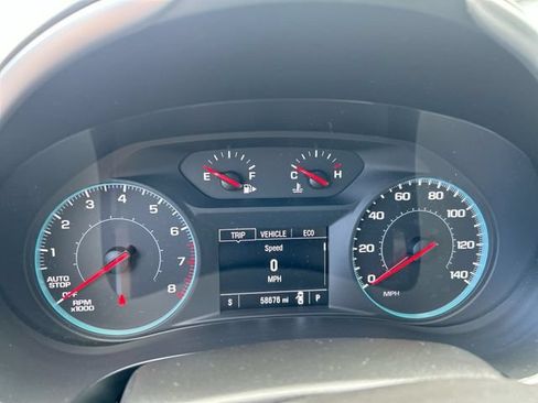 Used 2022 Chevrolet Malibu LT FWD image 11