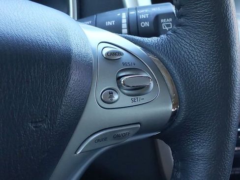 Used 2018 Nissan Murano SL w/ Moonroof Package image 20