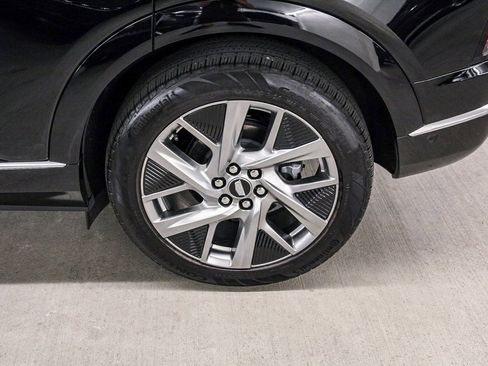 Certified 2025 Cadillac Optiq Luxury 1 image 11