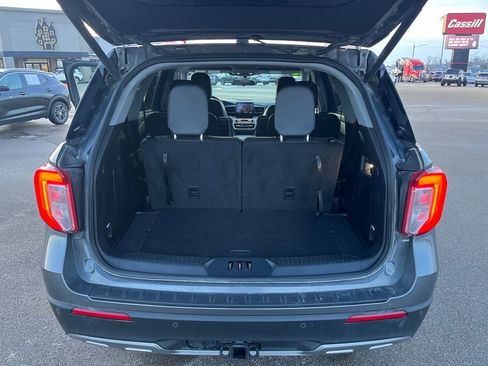 Used 2023 Ford Explorer XLT w/ Equipment Group 202A image 31
